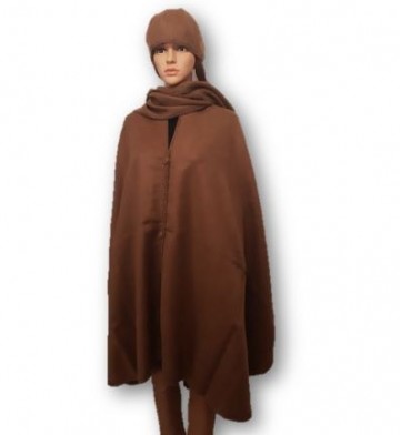 Bruin alpaca cape