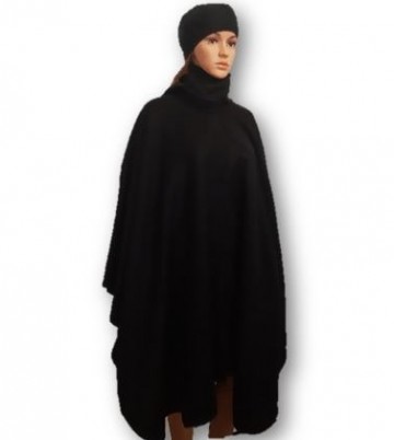 Zwarte alpaca cape